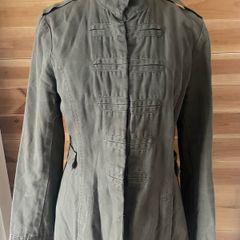 womens military style coat size 10-12