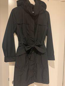 TheNorthFace light coat UkS need to go ASAP