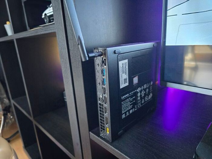 Lenovo ThinkCentre M920q, Intel i5 9600T CPU, 8GB of Ram, 256GB SSD, Win 11 Pro