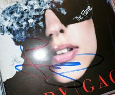 Lady Gaga - The Fame - Signed CD