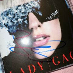Lady Gaga - The Fame - Signed CD