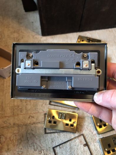Double socket