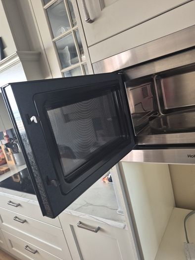 Hotpot inset microwave
