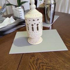 Tealight holder