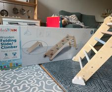 Little town wooden folding slide