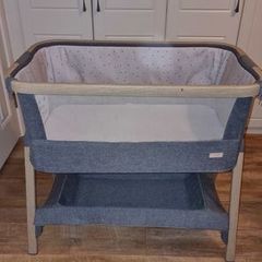 Tutti Bambini CoZee Bedside Crib Oak/Charcoal