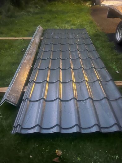 Galvanise roof sheating