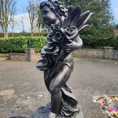 Lamp cherub