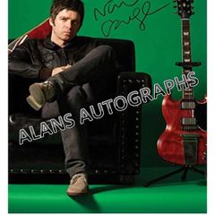 Noel Gallagher Autograph