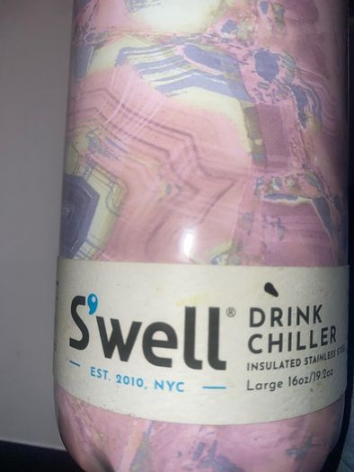 Thermal insulated bottle swell and drink cooler Swell Stainless Steel Chiller Cans and Slim Bottles Triple-Layered Vacuum-Insulated