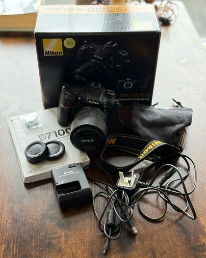 Nikon D7100 AF-S DX Nikkor 18-105mm