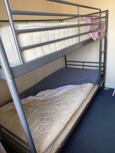 bunk bed