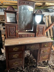 Vanity unit