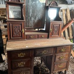Vanity unit