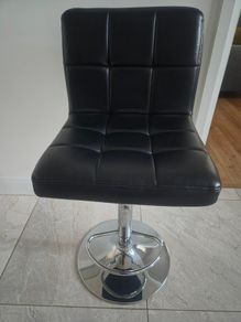 2 x Bar Stools