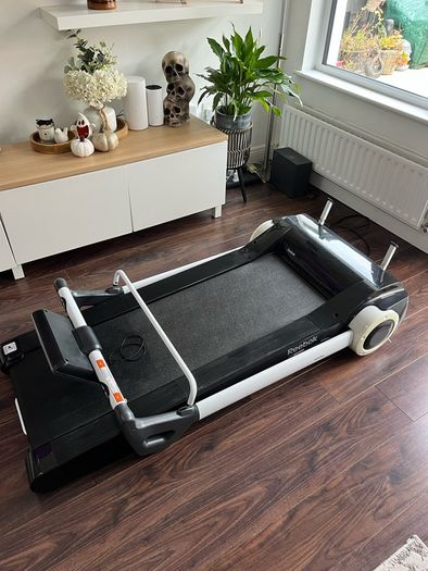 Reebok i run foldable treadmill