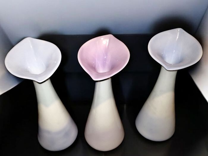 3x Royal Tara Springtime vases