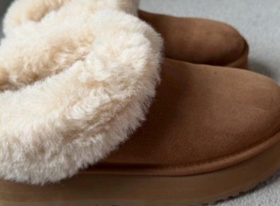 Ugg Tazz  Indoor/ Outdoor