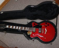 Gretsch G2655 Streamliner + Hardshell Case