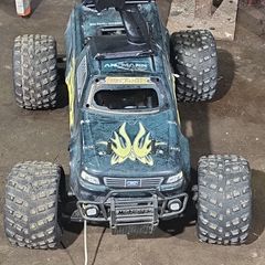 rc monster truck 2 stroke