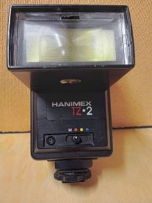 Vintage Hanimex TZ-2 Thyristor Computer Zoom Bounce Flash / 1980s