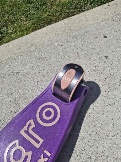 Maxi scooter