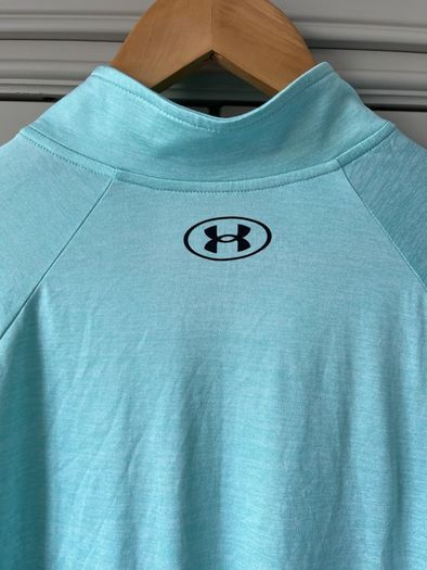 Under Armour light turquoise zippy men's Large