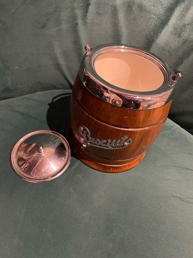 Retro Biscuit Barrel