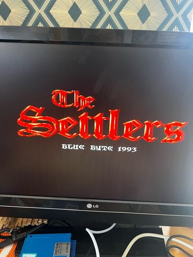 Amiga 500+  Recapped + 2MB RAM + Mouse + Joystick + Games + Modulator