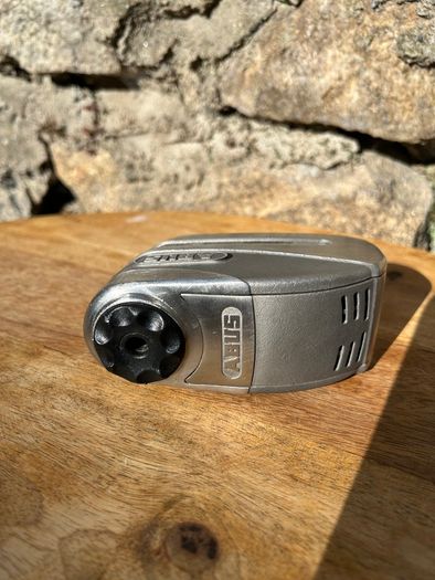 Abus Break Disc Lock Granit Detecto XPlus 8008