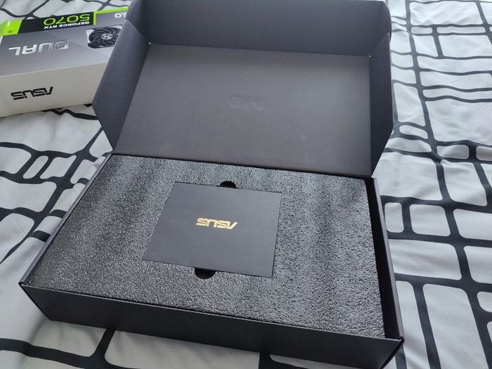 Asus Geforce RTX 5070