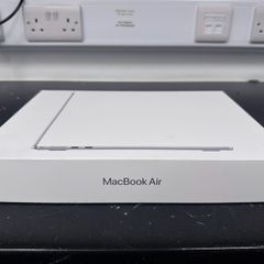 Macbook Air M5 - 24gb Ram - 1tb Ssd- Brand New!