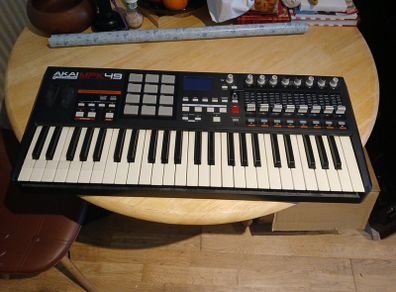 MPK49 Midi Keyboard