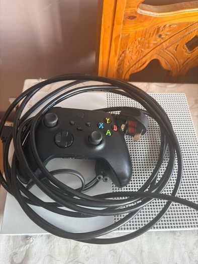 White Xbox one S