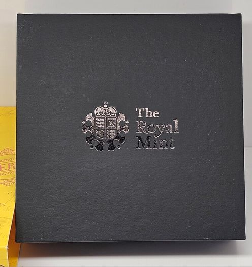 Royal Mint 2018 Silver Proof 50p Fifty Pence Paddington at the Station Coin in Original Holder with COA