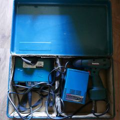 Makita 14.4V Impact Gun In Case - works well