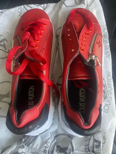 Size uk36 Trainers
