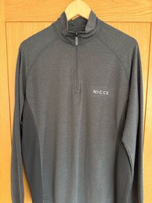 Nice Men's Athletic Quarter Zip