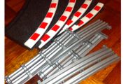 Scalextric: 4x Radius 2 Inner Borders + Barriers (black r2)