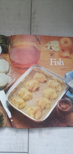 Vintage Cookbook : The St Michael All Colour Freezer Cookery Book Madeline Fraser 1976