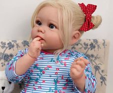 Lifelike Reborn Dolls - Realistic Baby Dolls Soft Body Real Life Baby Dolls Girl with Gift Box (FREE POSTAGE)