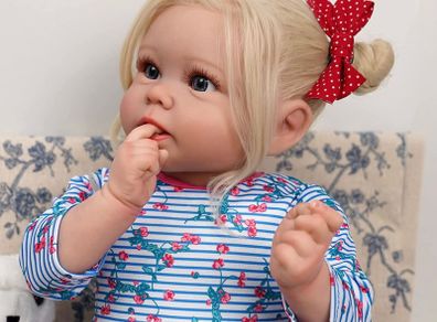 Lifelike Reborn Dolls - Realistic Baby Dolls Soft Body Real Life Baby Dolls Girl with Gift Box (FREE POSTAGE)