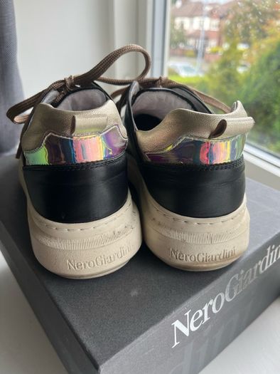 Nero Giardini Trainers