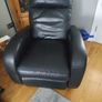 3,2,1 Italian black leather sofa Image 2