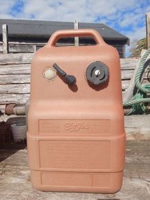 outboard motor fuel tank
