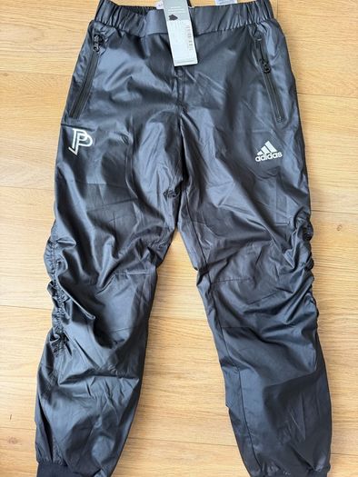 Brand new,never used.Adidas raining trousers for kids,9-10 years old