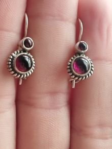 Vintage Sterling Silver Garnet Earrings.