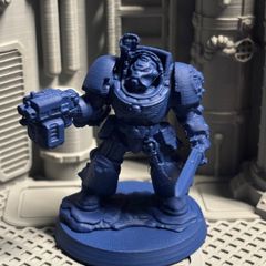 WH40K Sci Fi Space Destroyer Miniature (Terminator Sergeant w/power sword)