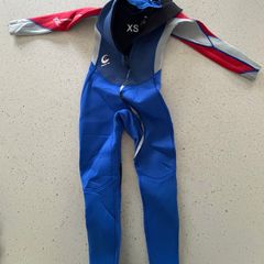 Kids Circle one kids wetsuit Size XS