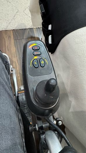 Igo electric wheelchair